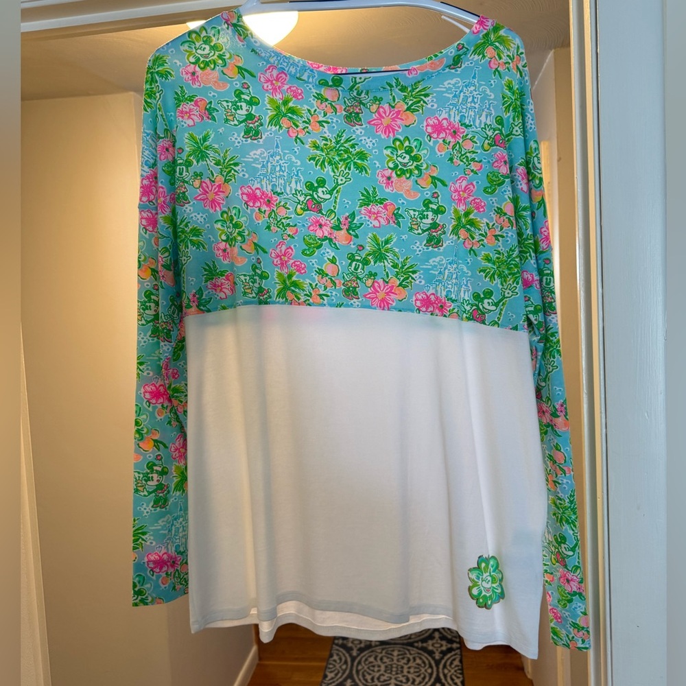 Lilly Loves Disney Finn top